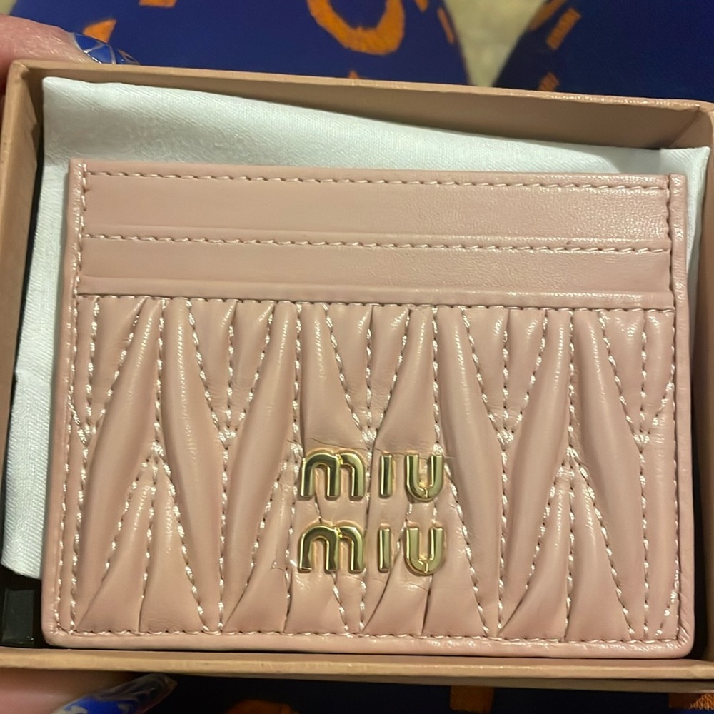 Miu Miu pink  / mauve cardholder
